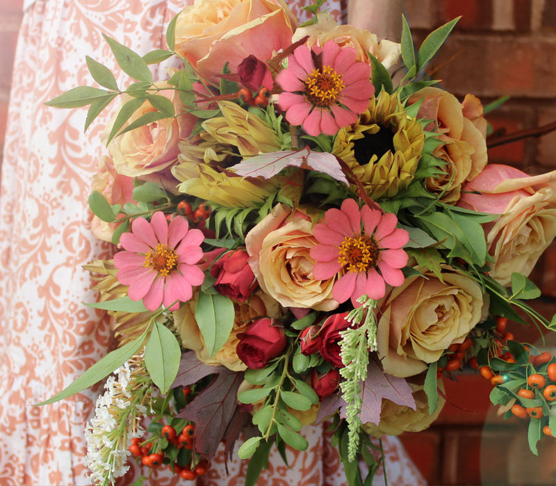 How to make a Wedding Bouquet with fall leaves