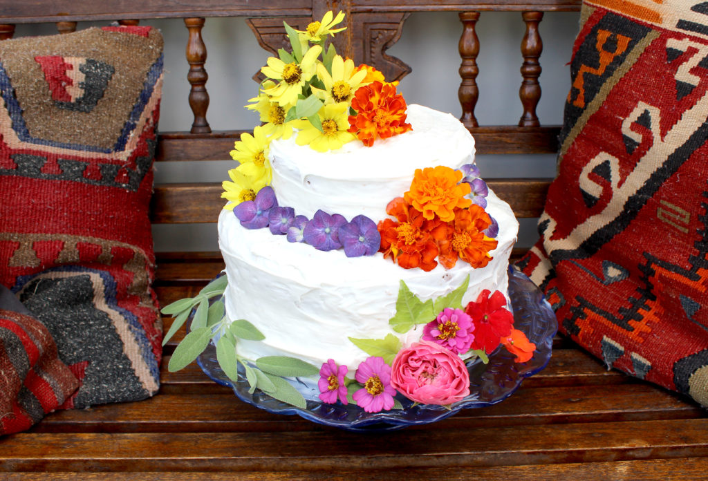 Cake Decorating with flowers